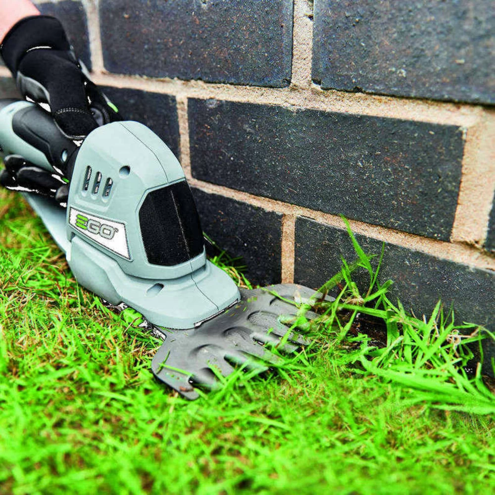 Taille Herbe Et Haie Lame 200 Mm Pack Batterie Et Chargeur 2 Ah Ego Cht2001e – Image 7