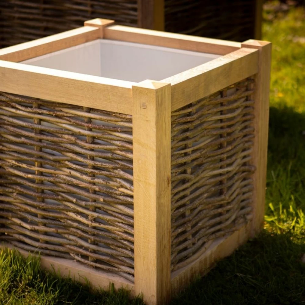 Jardinière En Chêne Avec Tressage Noisetier - Avec Bac Intérieur - 80 X 80 X 80 Cm – Image 2